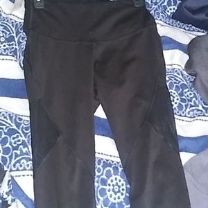 Black capri leggings "go-dry"